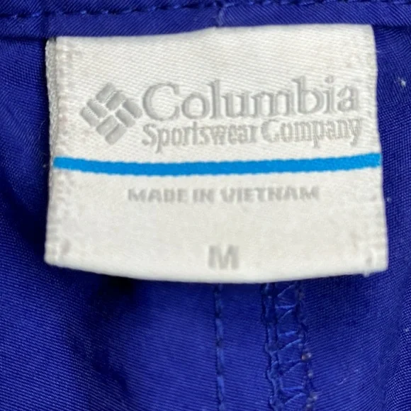 Columbia Belted Nylon Cargo Hiking Shorts - Picture 3 of 10